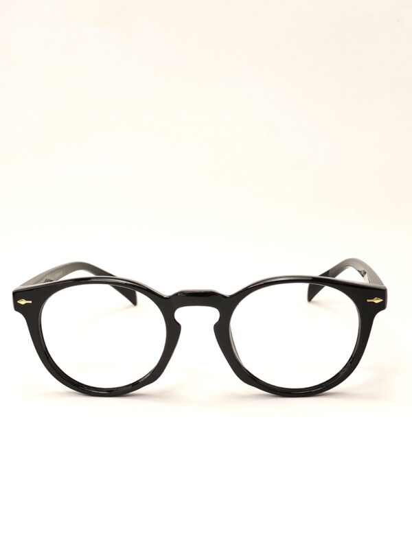 black plastic round eyewear